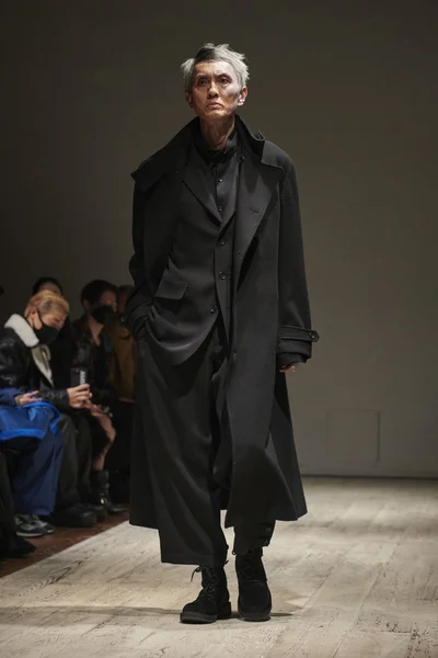 Look 40